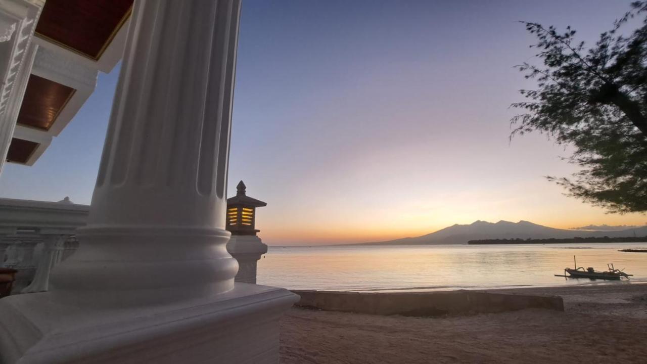 Gili Beachfront Suites Τζίλι Τραγουανγκάν Εξωτερικό φωτογραφία