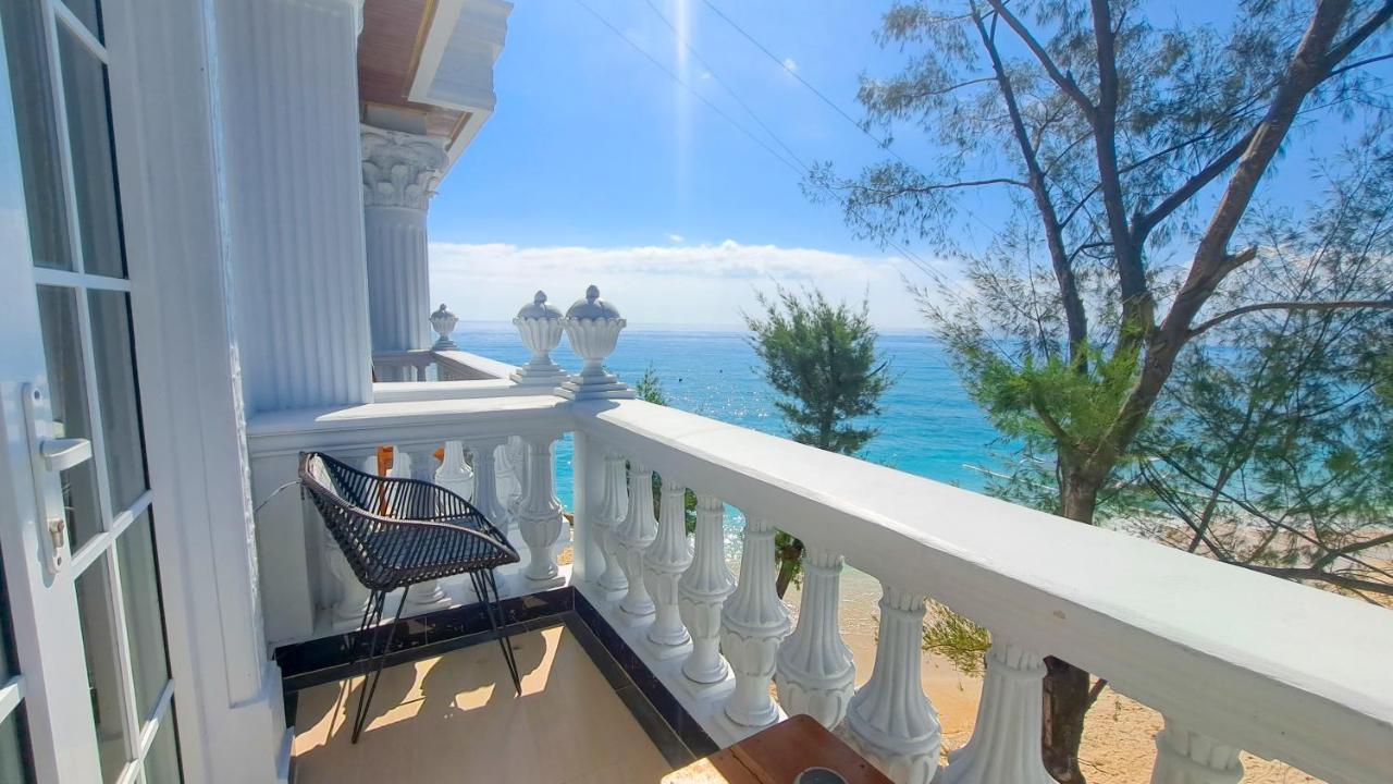 Gili Beachfront Suites Τζίλι Τραγουανγκάν Εξωτερικό φωτογραφία